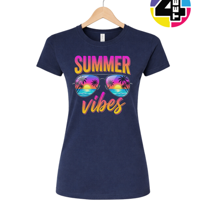 Retro Summer Sunglasses Vibe Women's Tee