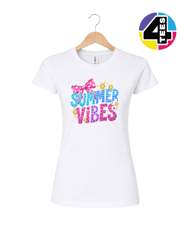 Floral Summer Vibes Women's Tee