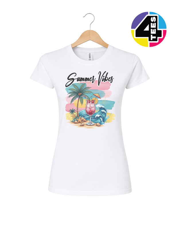 Summer Vibes Retro Beach Women's Tee