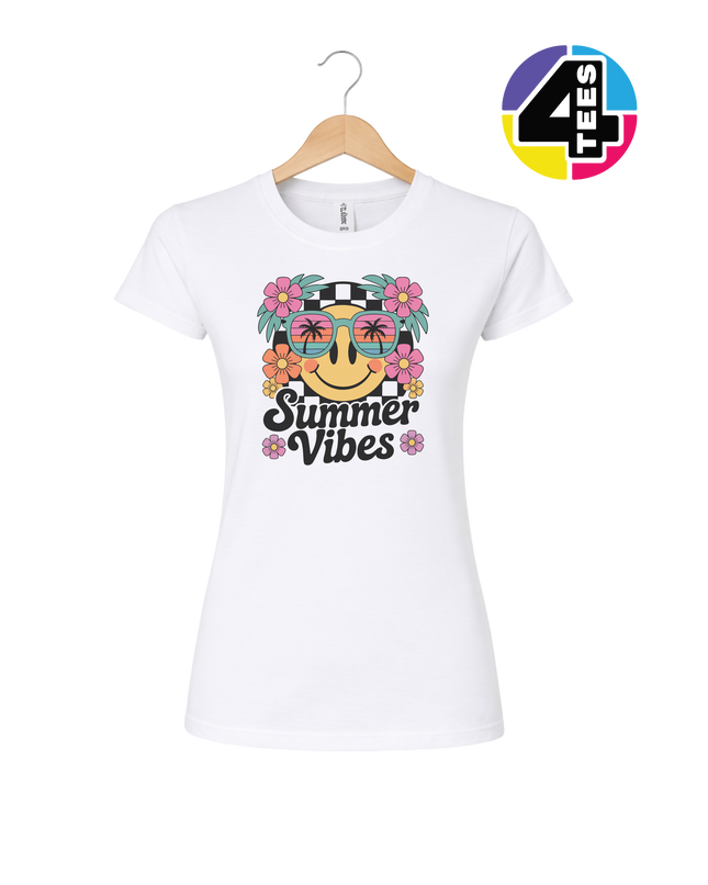 Summer Vibes Smiley Face Women's Tee