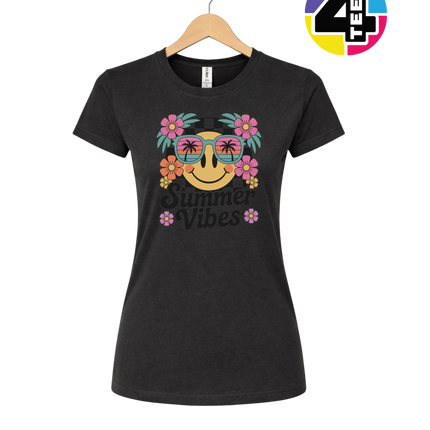 Summer Vibes Smiley Face Women's Tee