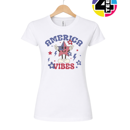 America Vibes Star-Spangled Smiley Women's Tee