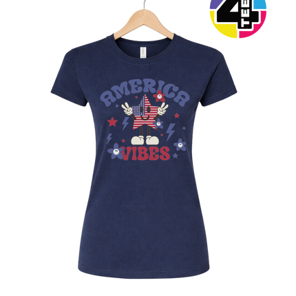 America Vibes Star-Spangled Smiley Women's Tee