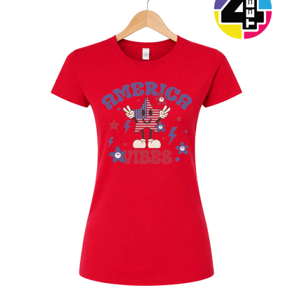 America Vibes Star-Spangled Smiley Women's Tee