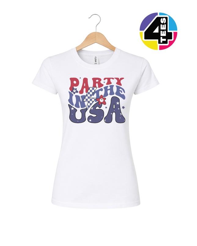 Groovy America Vibes Peace Star Women's Tee